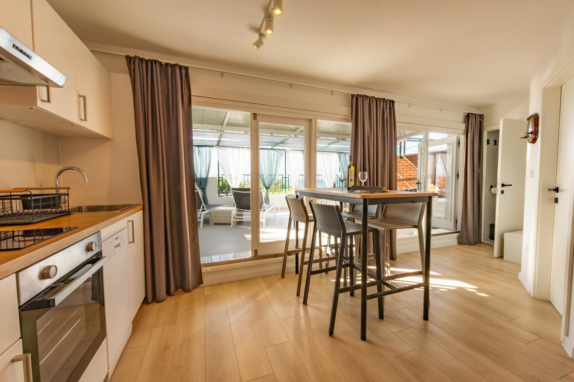 Apartments Krzanic Подгора Экстерьер фото
