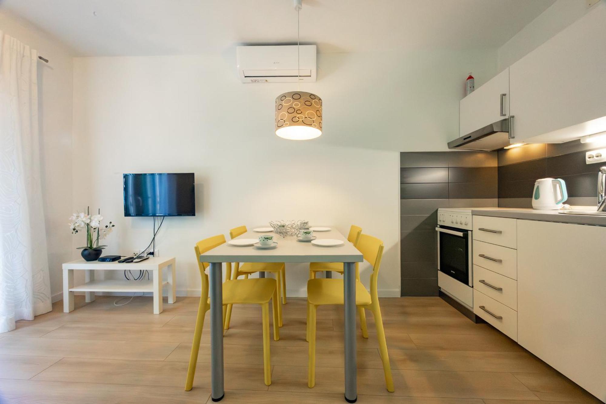 Apartments Krzanic Подгора Экстерьер фото
